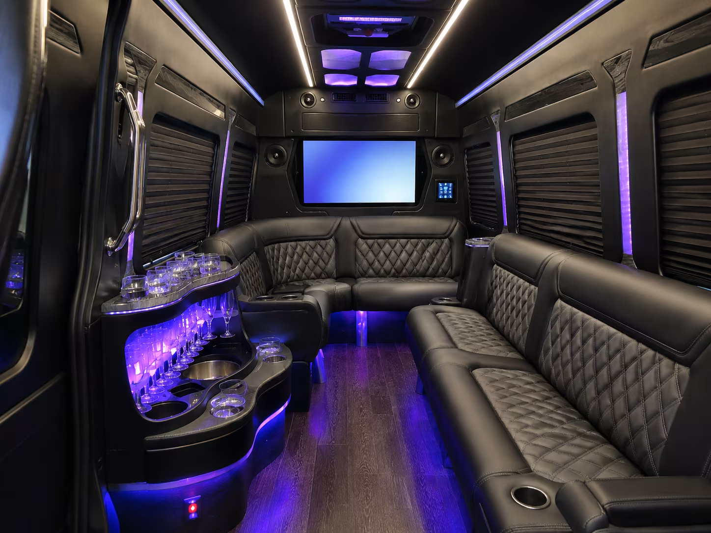 corporate and employee shuttle services in olathe kansas